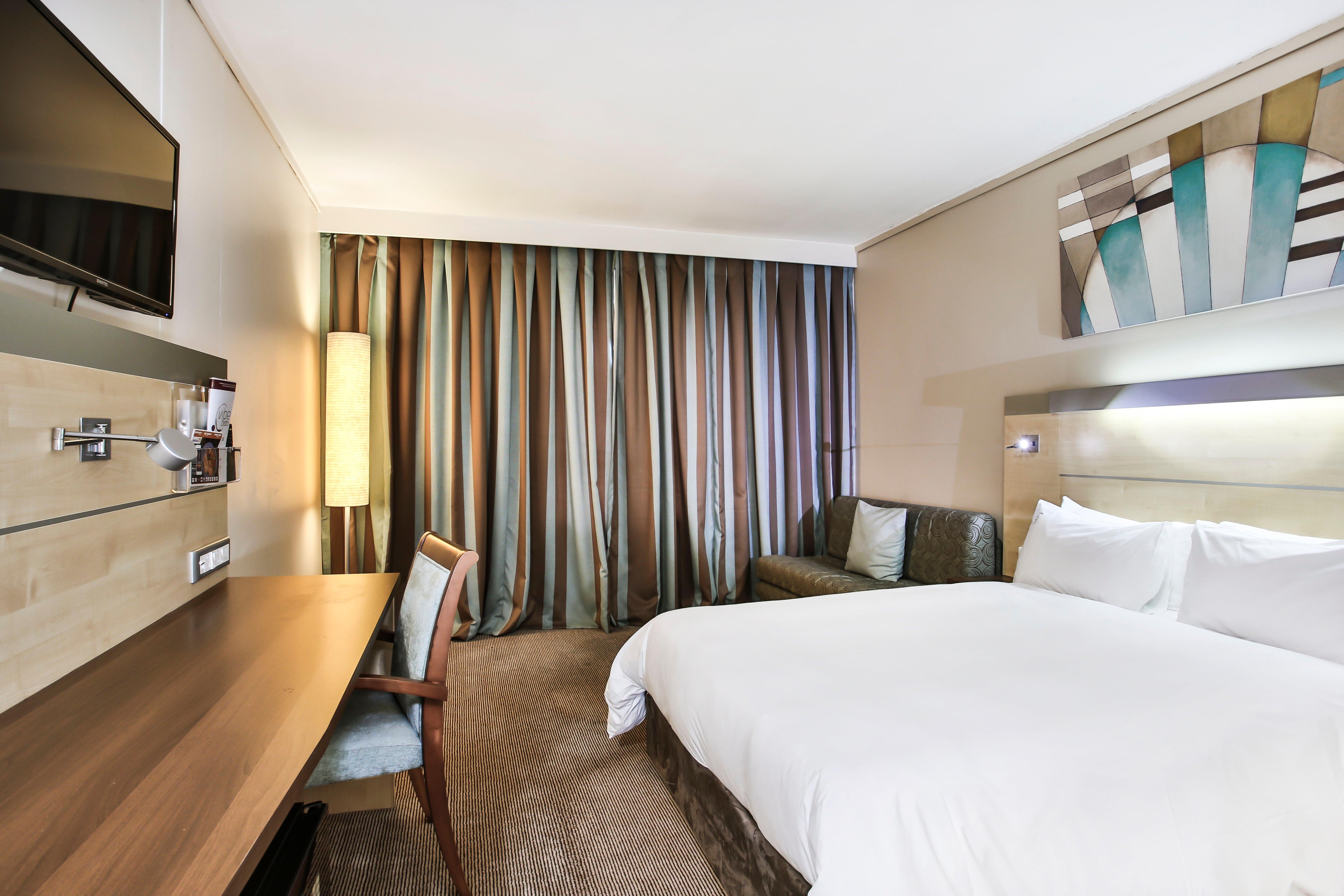 Holiday Inn Express Sandton-Woodmead By Ihg Екстериор снимка