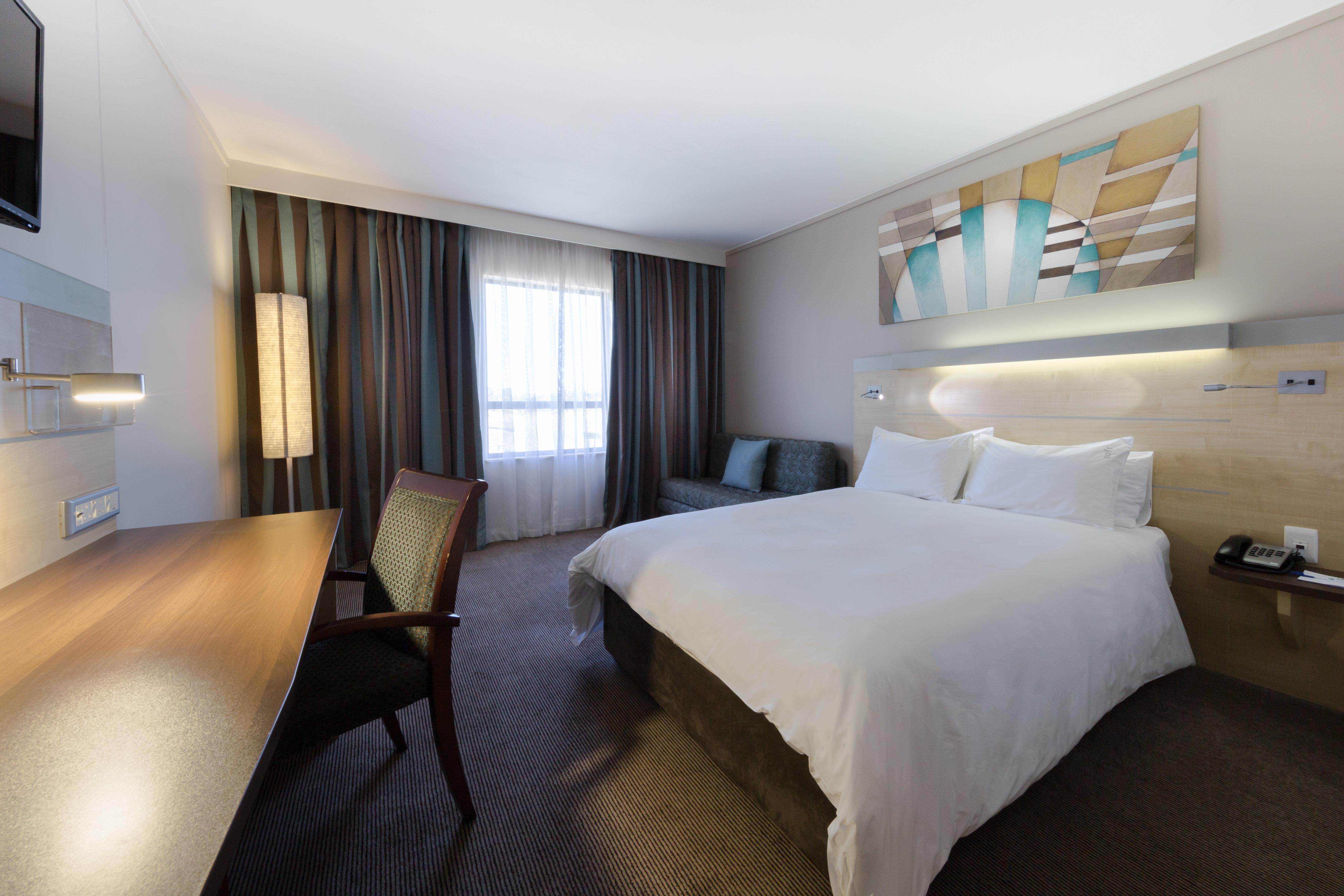 Holiday Inn Express Sandton-Woodmead By Ihg Екстериор снимка