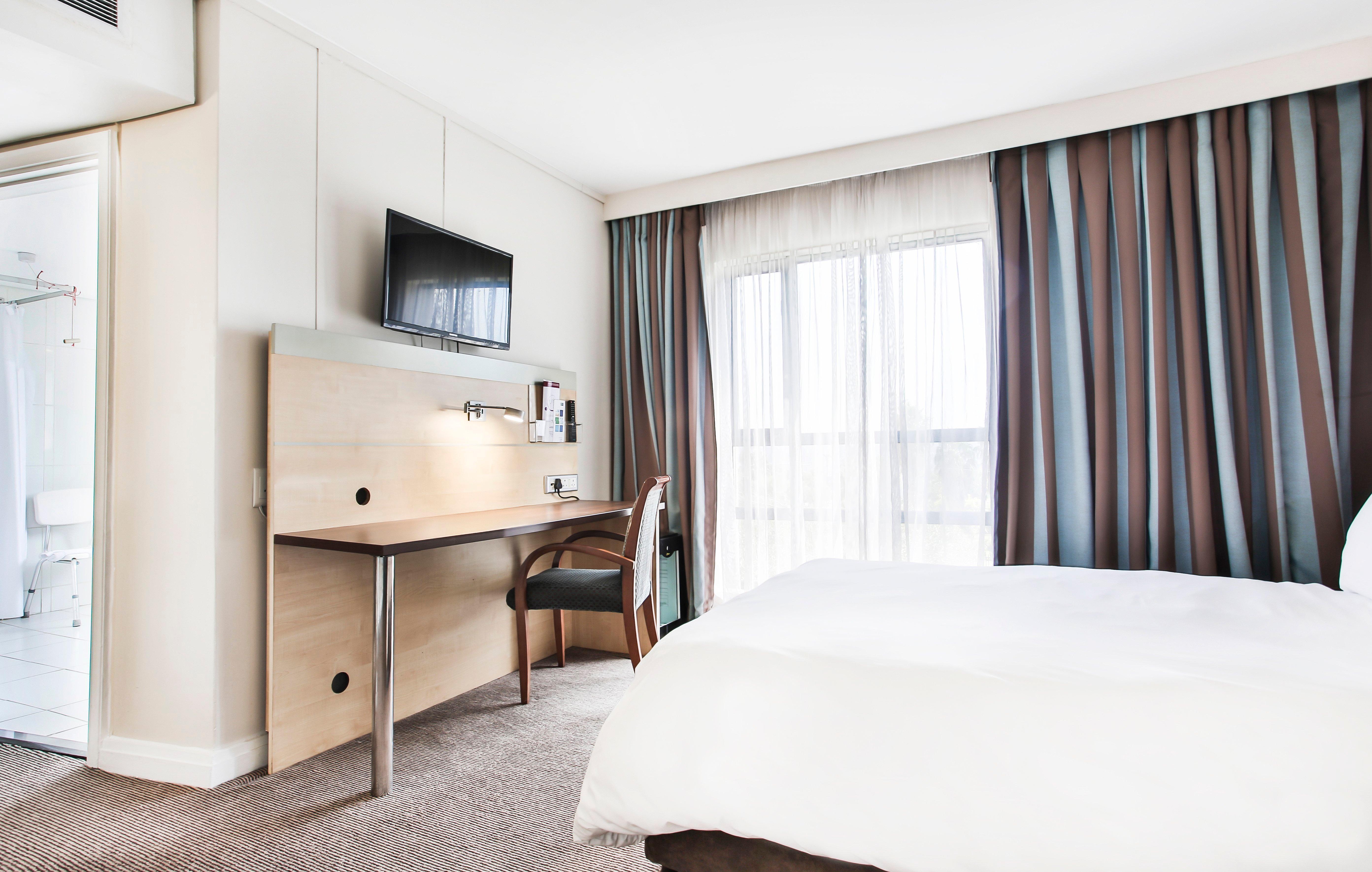 Holiday Inn Express Sandton-Woodmead By Ihg Екстериор снимка